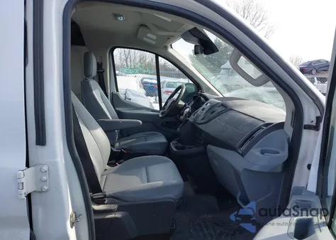 2017 Ford Transit-250 z USA, uszkodzony, nr VIN 1FTYR2ZM8HKB12958